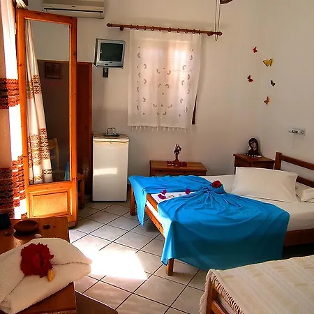 Arian 2* Parikia (Paros)